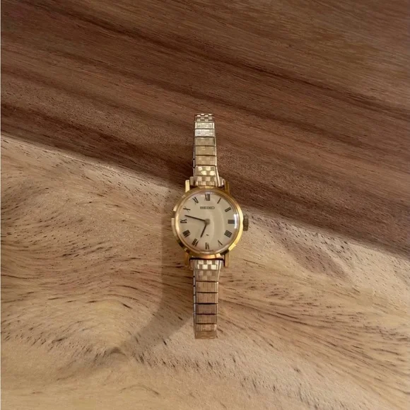 Vintage Seiko Stretch Watch - Speidel - Gold - Picture 11 of 12